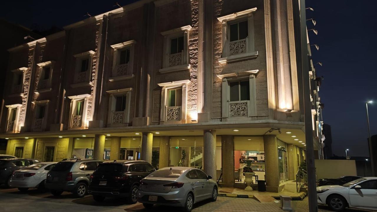Plaza Home Αλ Κομπάρ Εξωτερικό φωτογραφία