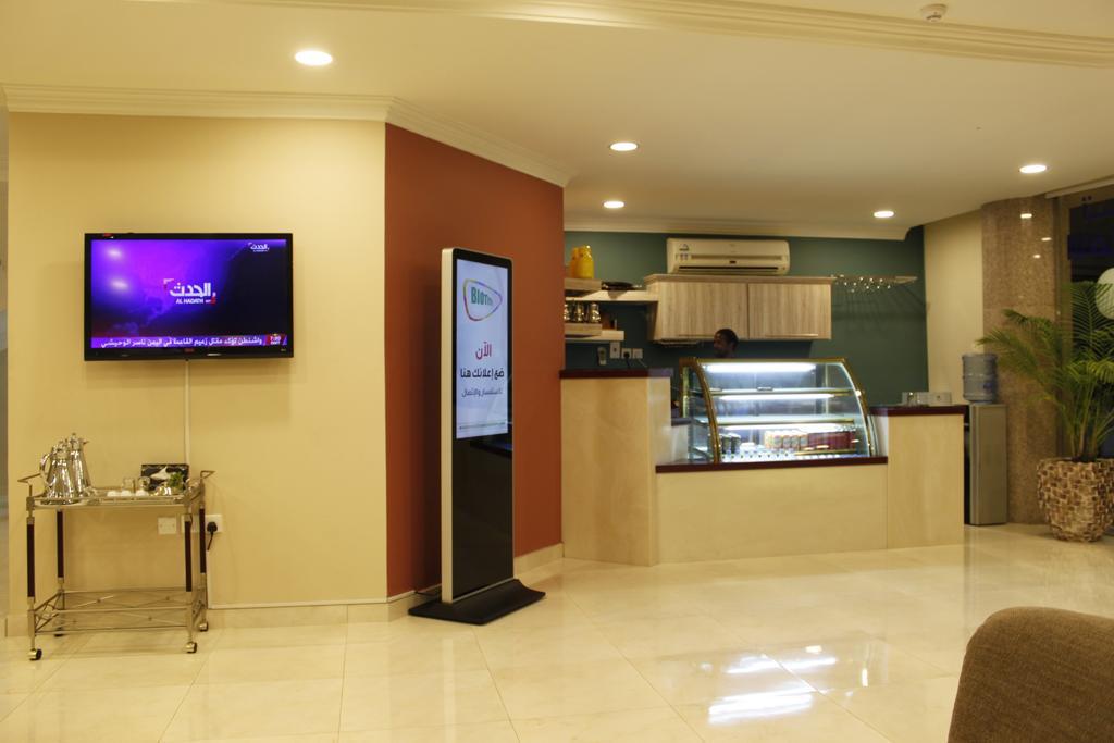 Plaza Home Αλ Κομπάρ Δωμάτιο φωτογραφία