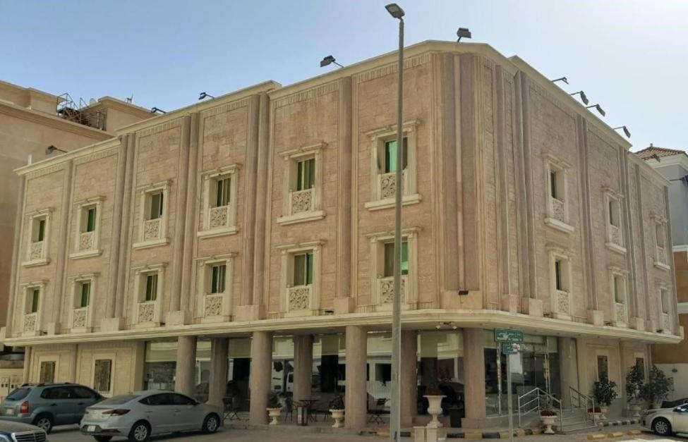 Plaza Home Αλ Κομπάρ Εξωτερικό φωτογραφία