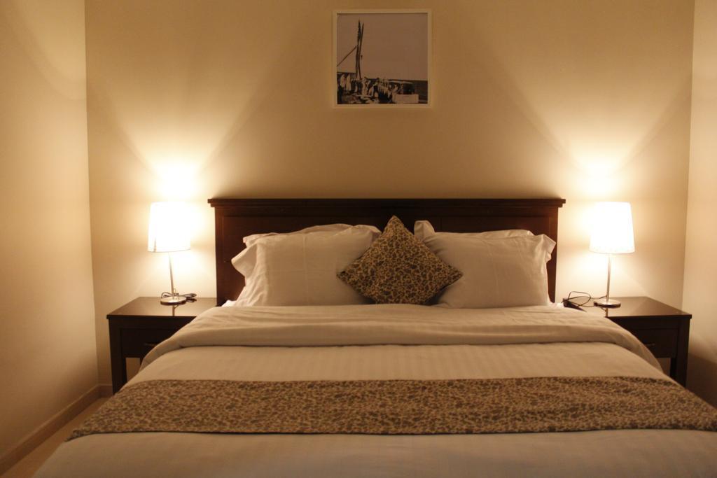 Plaza Home Αλ Κομπάρ Δωμάτιο φωτογραφία